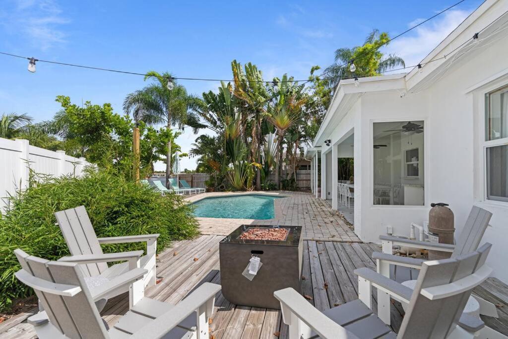 Waterfront-Heated Pool-Mini Golf-Game Room-2Mi Beach Fort Lauderdale Exterior photo