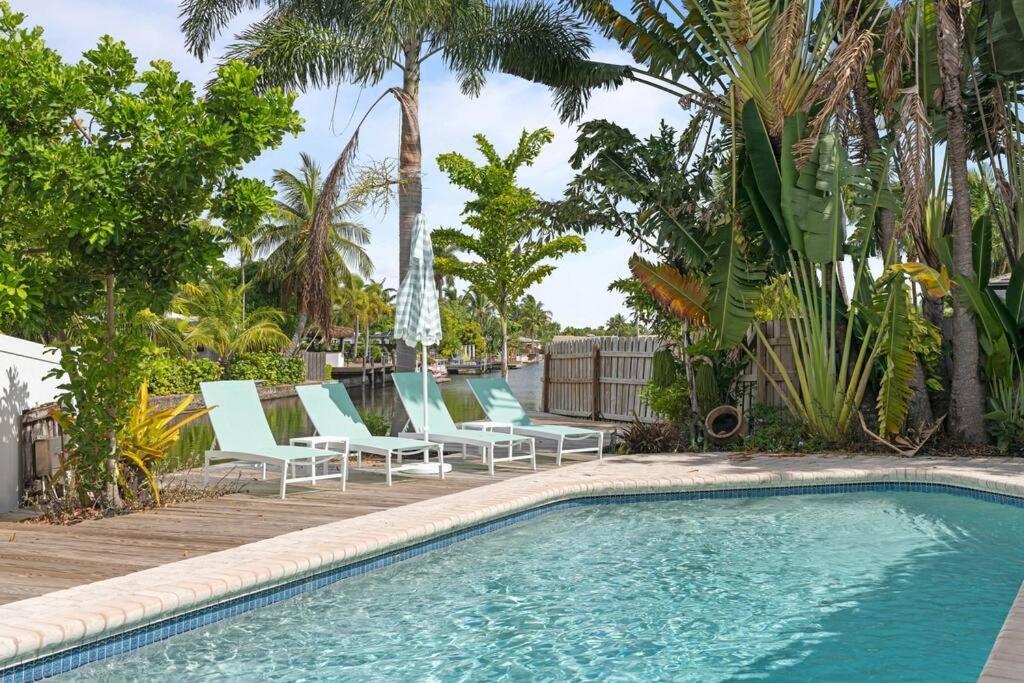 Waterfront-Heated Pool-Mini Golf-Game Room-2Mi Beach Fort Lauderdale Exterior photo